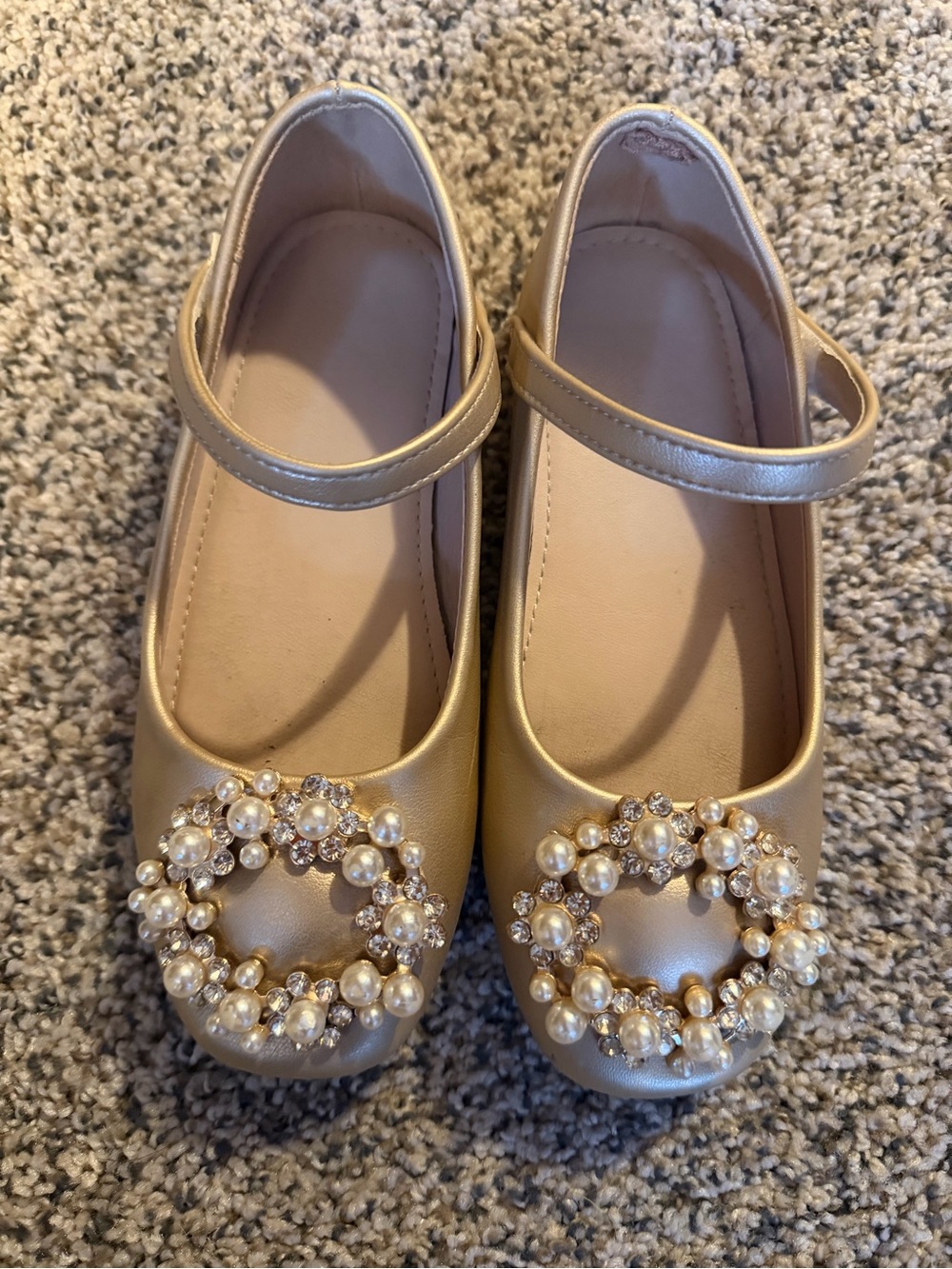Girls Pearl & Crystal Gold Mary Jane Dress Shoes